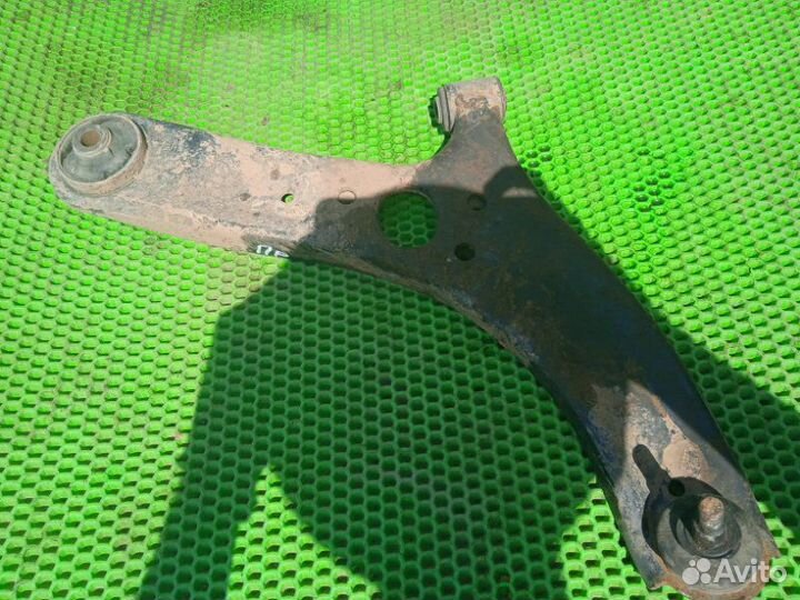 Рычаг подвески нижний Hyundai Solaris G4FC 2011