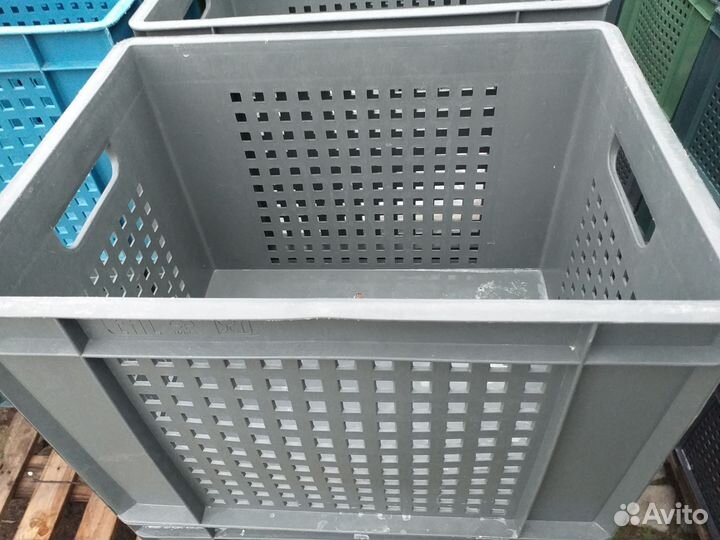 Ящик пластиковый 30х40х25 см пищевой