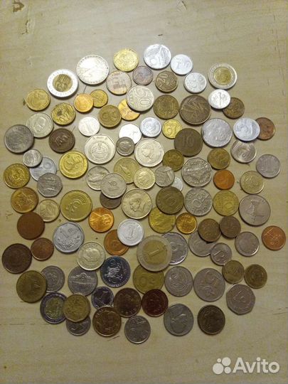 Набор иностр. монет 100 шт без повтора, 36 стран
