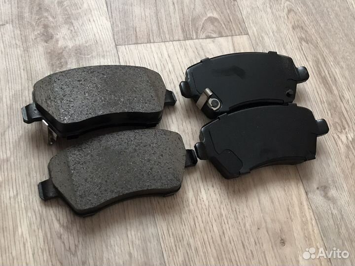 Тормозные колодки пер. Nissan Micra, Рено Клио