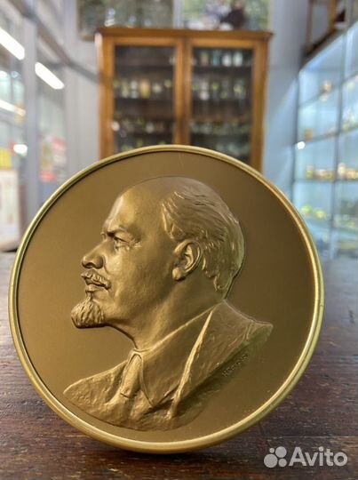 Барельеф настольный Ленин