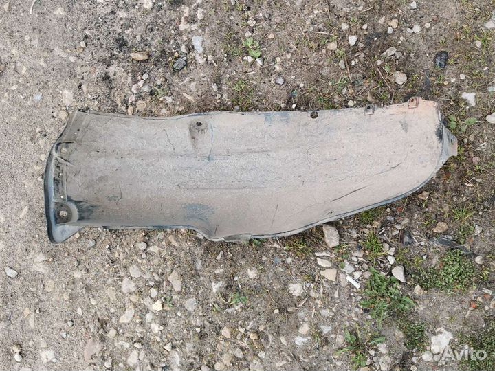 Подкрылок задний левый Hyundai Elantra