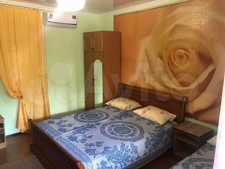 Комната 20 м² в 2-к., 1/2 эт.