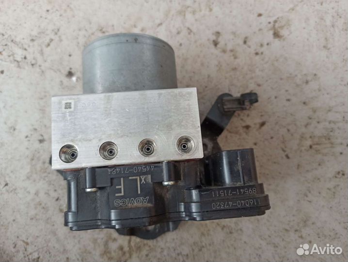 Блок ABS Тойота Хайлюкс 8 1GD-FTV 2.8L diesel 177л
