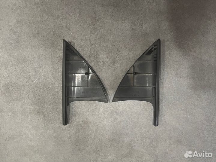 Уголок зеркала Audi a6 c4