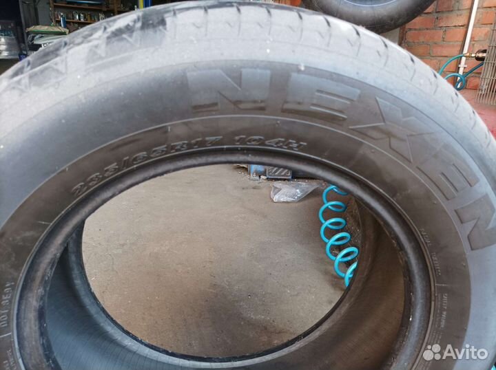 Nexen N8000 235/65 R17 104H