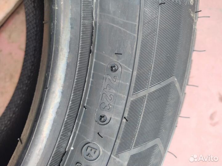 Triangle PS01 215/60 R16