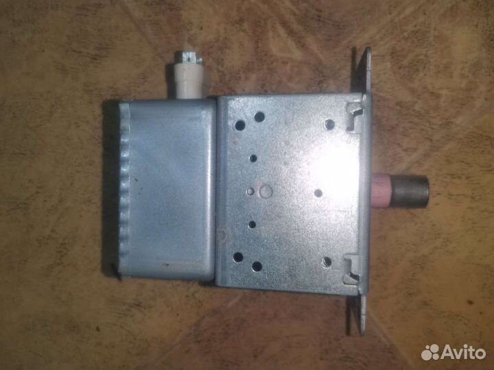 Magnetron 2M211A-M2