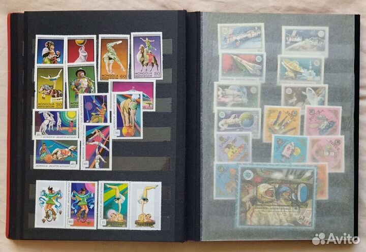 Монголия, альбом с марками на 12 листов