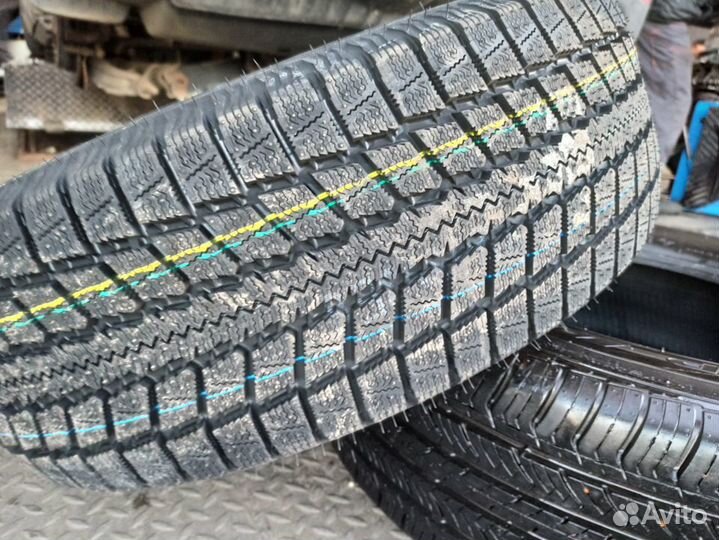 Nitto SN3 Winter 275/50 R22