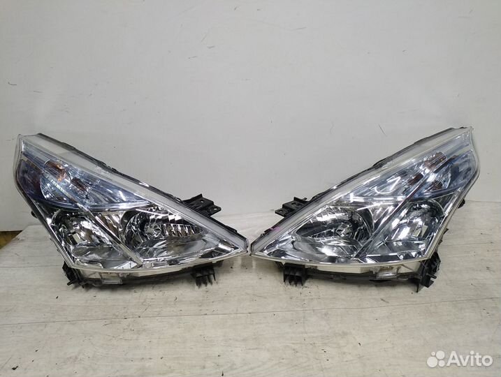 Фара на Nissan Teana j32