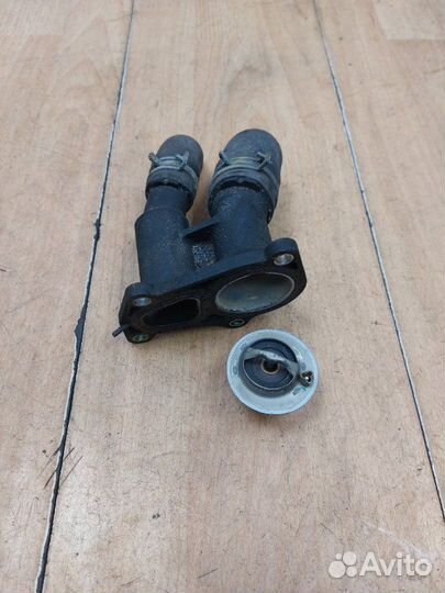 Термостат Ford Fiesta fxjb 2002