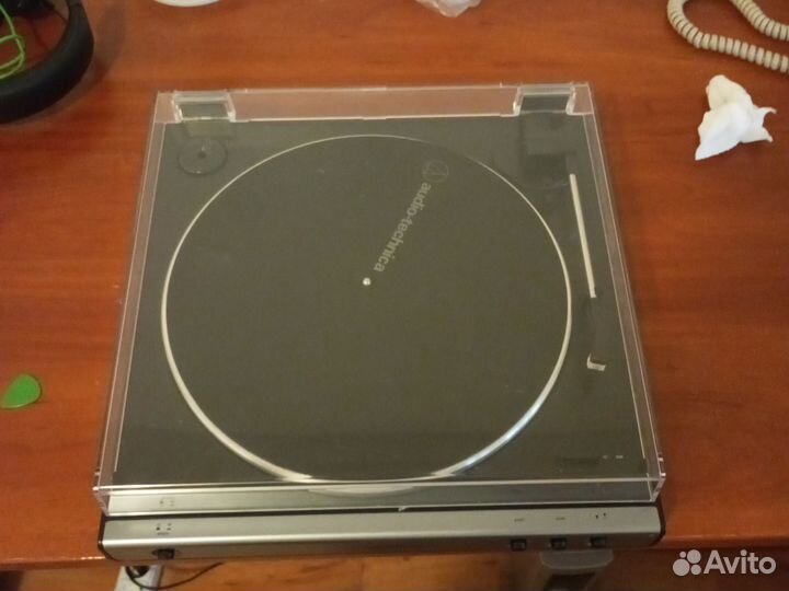 Виниловый проигрыватель AT-LP60Xusb белый