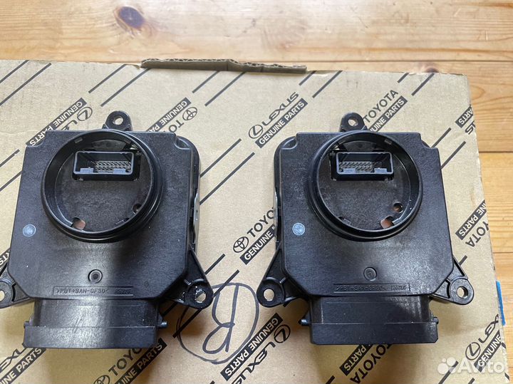 Камри 70,75 блок фары