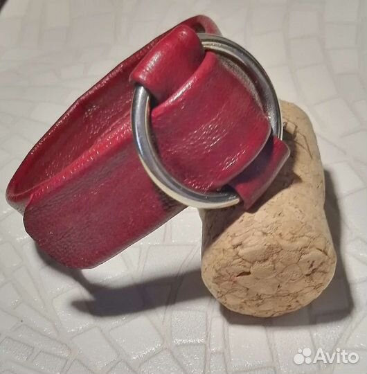 Кожаный браслет