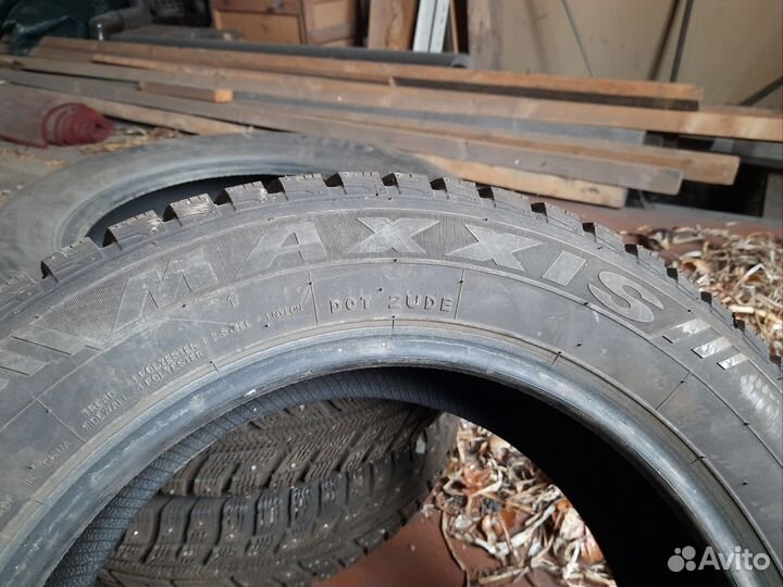 Arctic Trucks AT405 185/65 R15