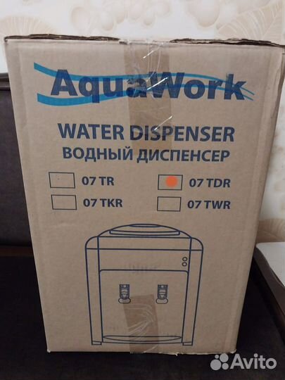 Кулер для воды новый