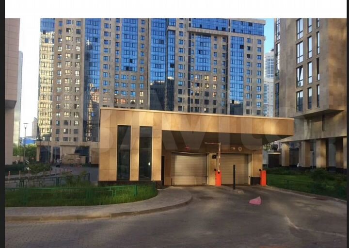 Машиноместо, 20 м²