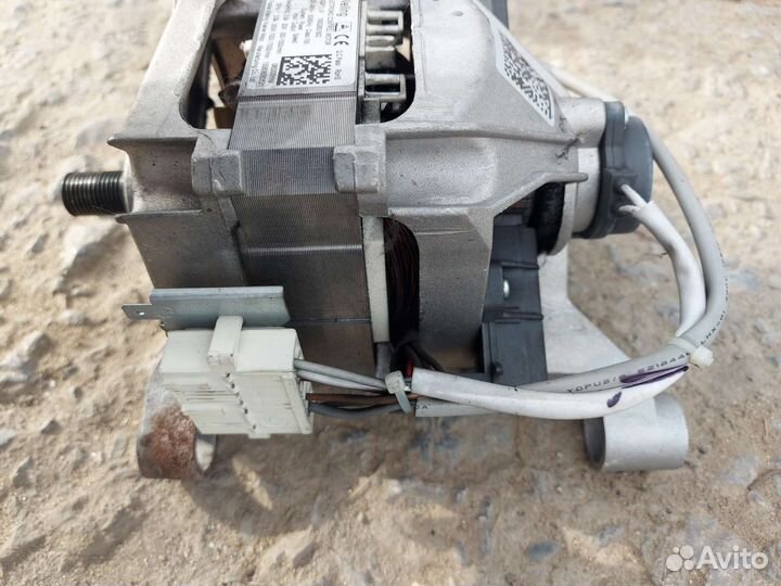 Двигатель стиральной машины indesit