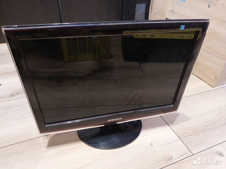 ЖК монитор 19'' Samsung t190gn