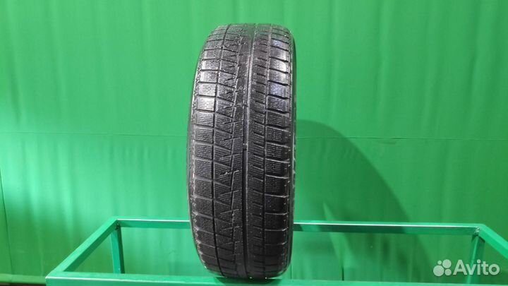 Bridgestone Blizzak Revo GZ 215/60 R17 96S