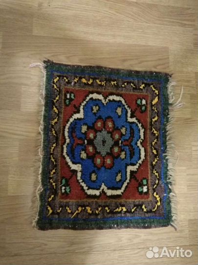 Коврики шерстяные на стулья