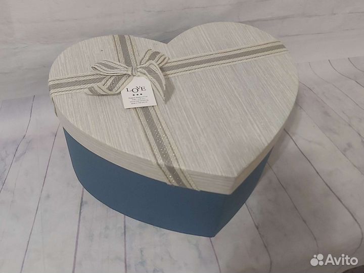 Коробка подарочная