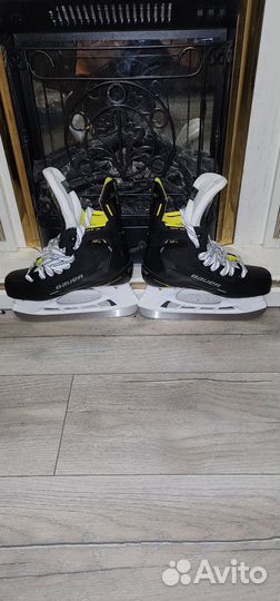 Хоккейные коньки Bauer supreme M4