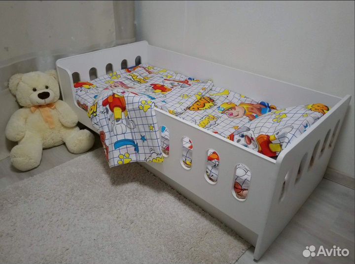 Детская кровать манеж