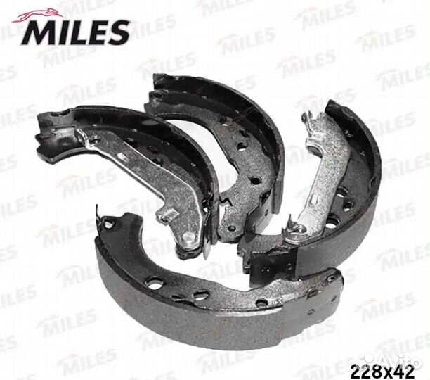 Колодки focus 2 тормозные зад.бараб (К-т) 1347420