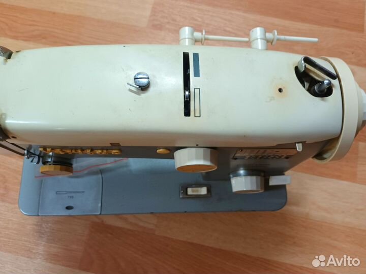 Швейная машина Veritas