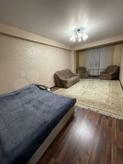 2-к. квартира, 70 м², 5/5 эт.
