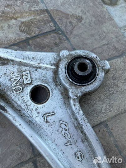 Рычаг передний левый Nissan Teana J32