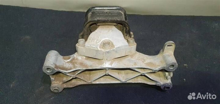 Опора двигателя правая Peugeot 308 2007-2015