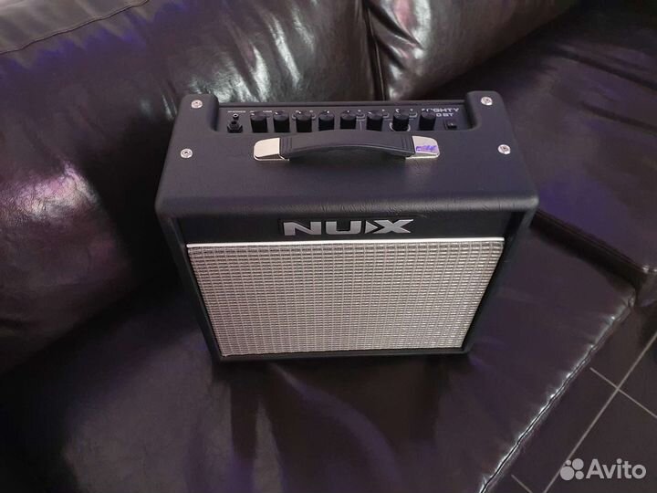 Комбоусилитель для электрогитары NUX Mighty 20BT