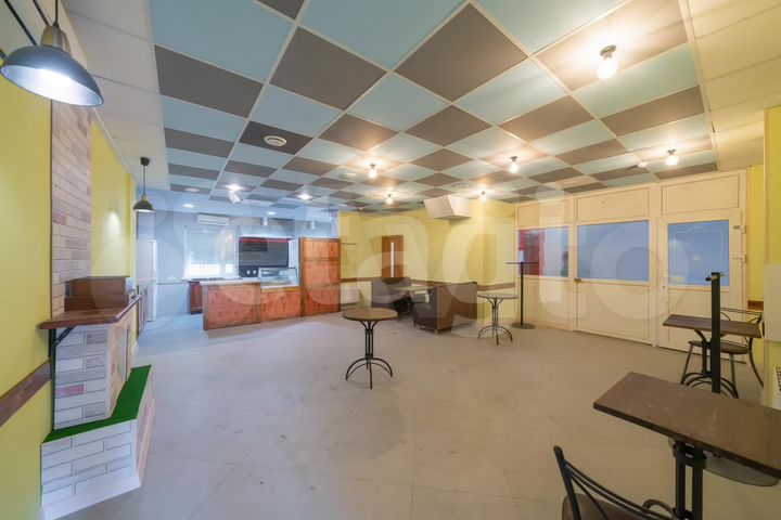 Сдам торговое помещение, 52 м²