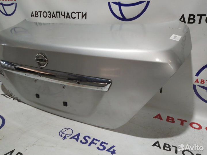 Крышка багажника задняя Nissan Tiida Latio C11