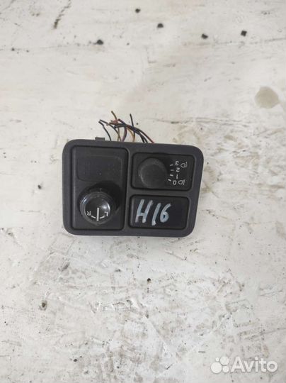 Блок управления зеркалами Nissan Almera N16