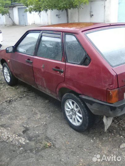 Продаю ваз2109 целиком на запчасти