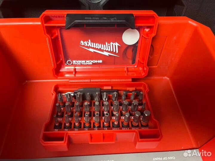 Набор ударных бит milwaukee в кейсе