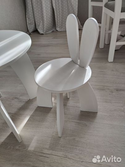 Детский стол и стул