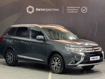 Mitsubishi Outlander 2.0 CVT, 2018, 130 000 км, с пробегом, цена 2 250 000 руб.