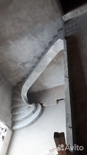 Бетонные монолитные лестницы для Вашего дома