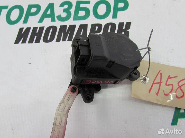 Моторчик заслонки печки для Renault Fluence 2010