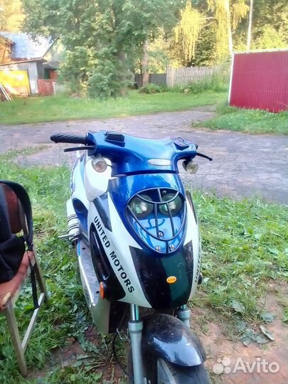 Скутер motors 50CC