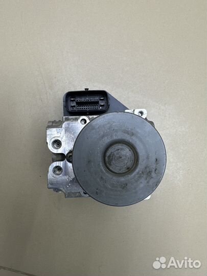 Блок ABS Toyota RAV4 (30)