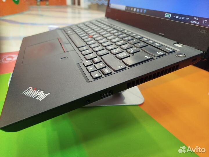 Ноутбук Lenovo ThinkPad L490 i5 8/256 AMD 535 2Gb
