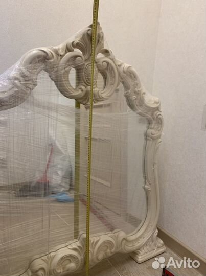 Зеркало настенное новое, 1070х1160