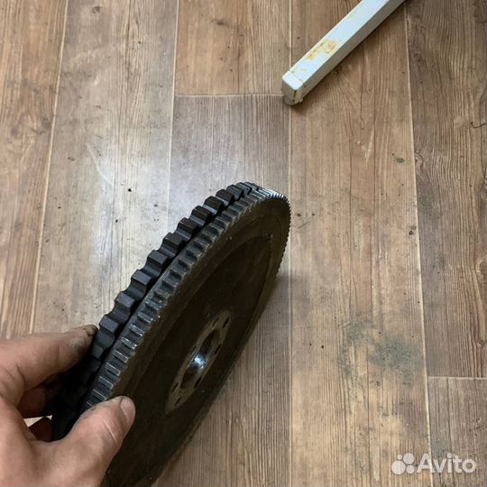 Маховик (двигатель 1.4) на Renault Logan