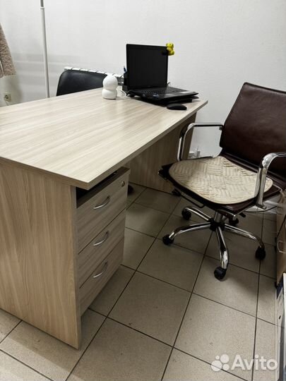 Офисная мебель бу